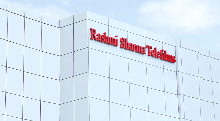 Rashmi Sharma Telefilms01