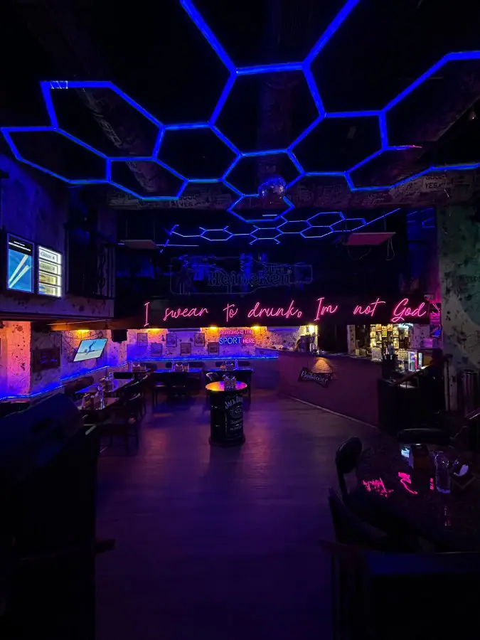 Tap hous Thane DMX Hexagon (1)